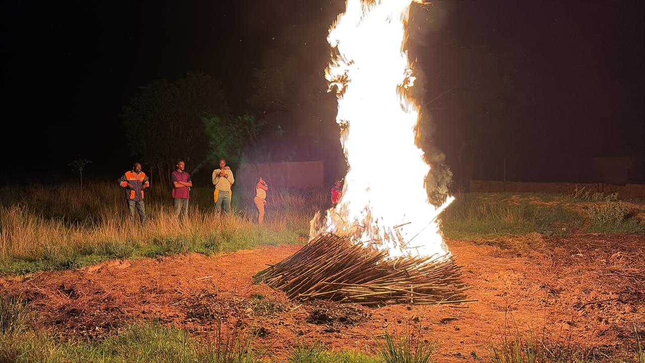 Iziya Farm Bon Fire